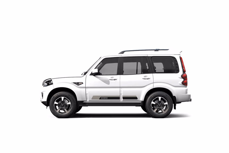 Mahindra Scorpio Classic in Everest White