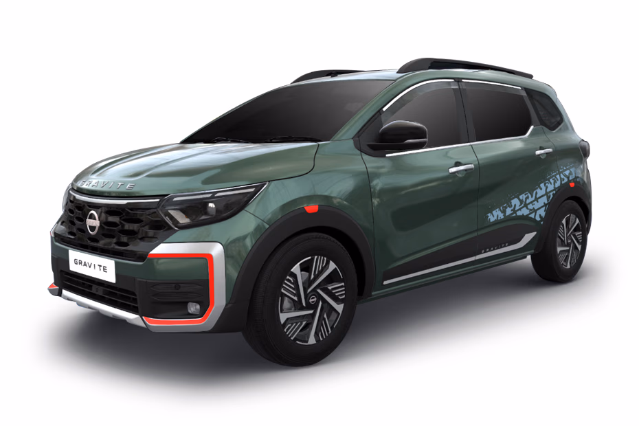 Nissan Gravite in Forest Green